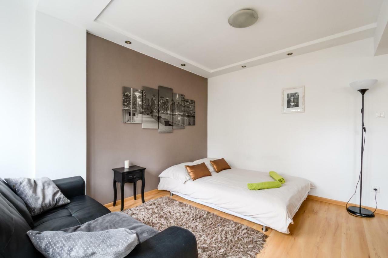 Butas Labo Apartment Muranow
